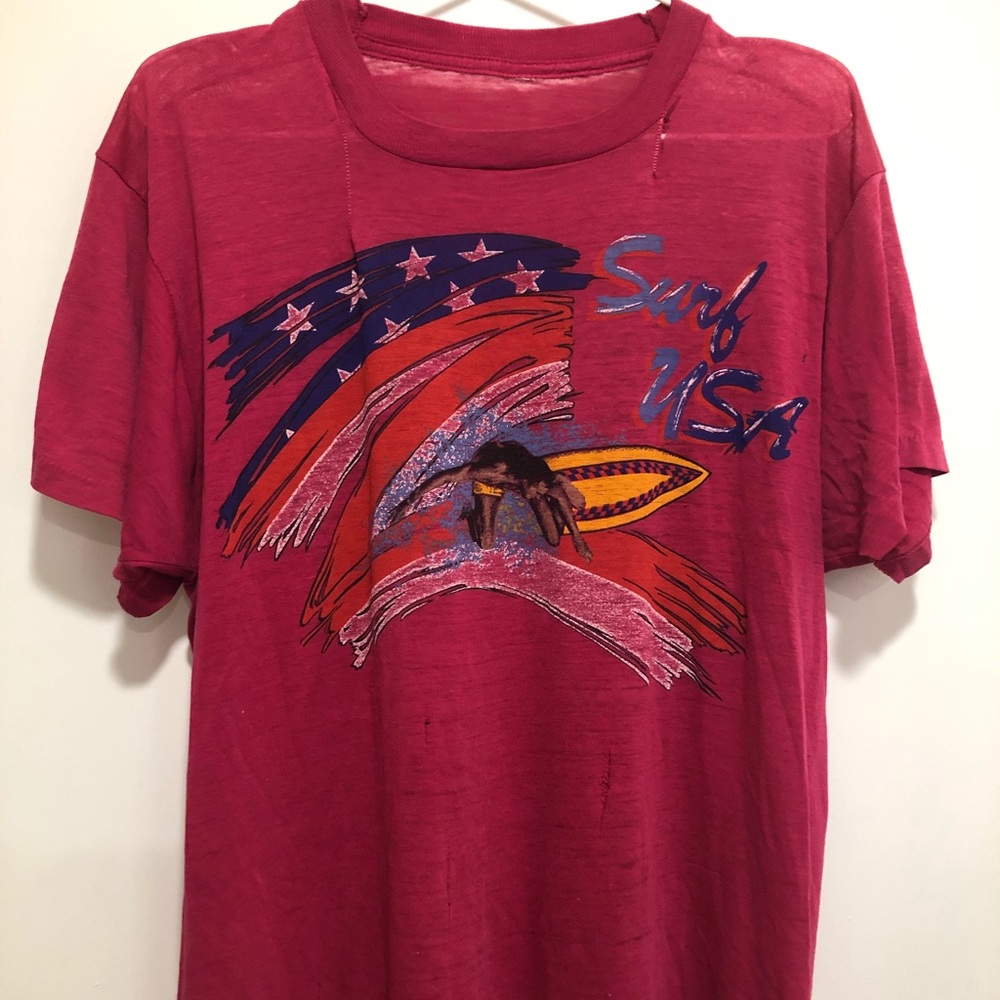 Vintage 80’s threadbare Surf USA tee.